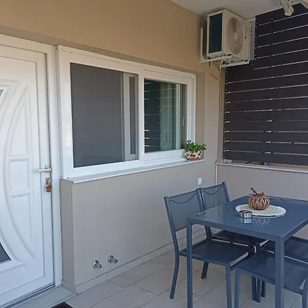 Dimitros Ii Néos Marmarás